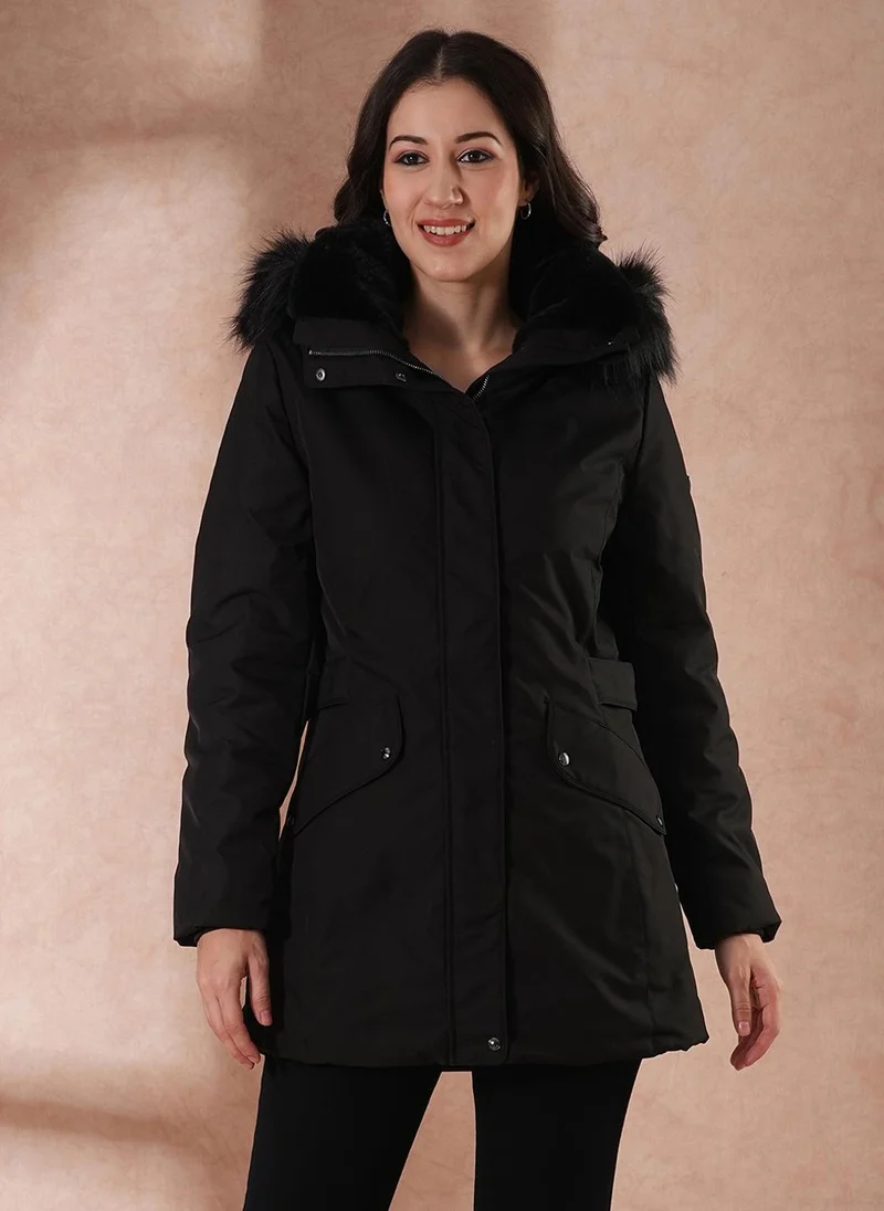 جلو باص جاكيت نسائي كاجوال بقبعة سادة مفصل